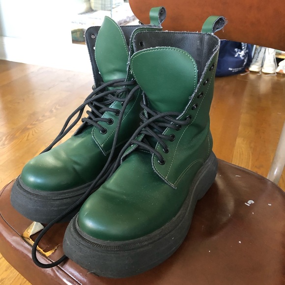 ALOHAS Lace up Boots - Picture 4 of 13